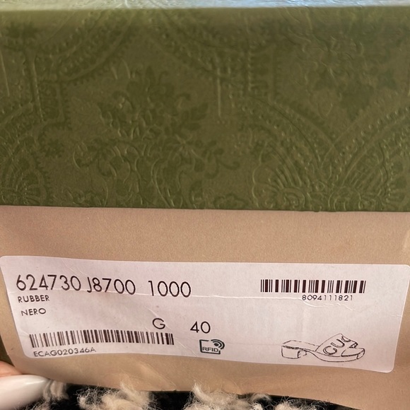 Gucci Rubber Platform 90’s Slides - Picture 2 of 9